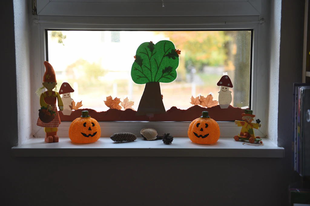 In den Räumen haben die Lessings mit den Kindern liebevoll herbstlich dekoriert.