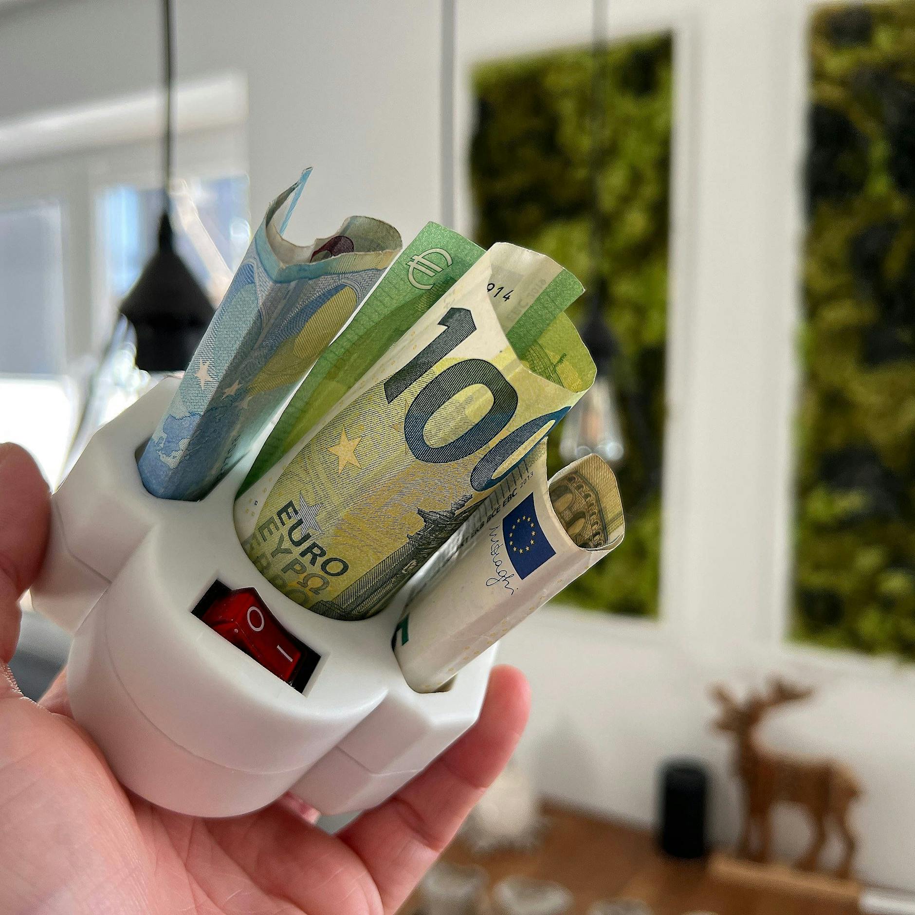 Stromgebühren sinken in Berlin und Brandenburg stärker als im Rest der Republik