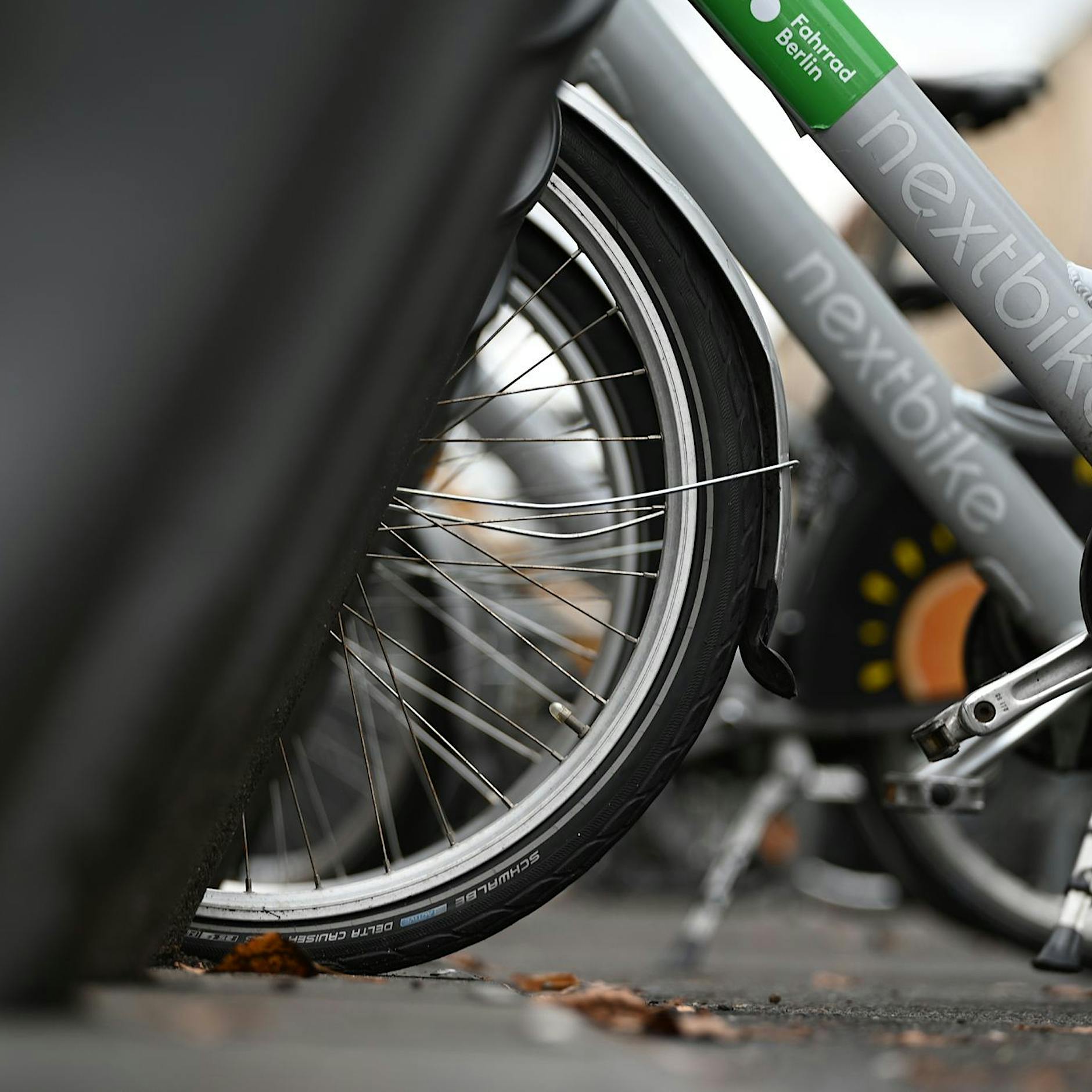 Entscheidung: Mietfahrräder von nextbike dürfen vorerst nicht auf Berlins Straßen stehen