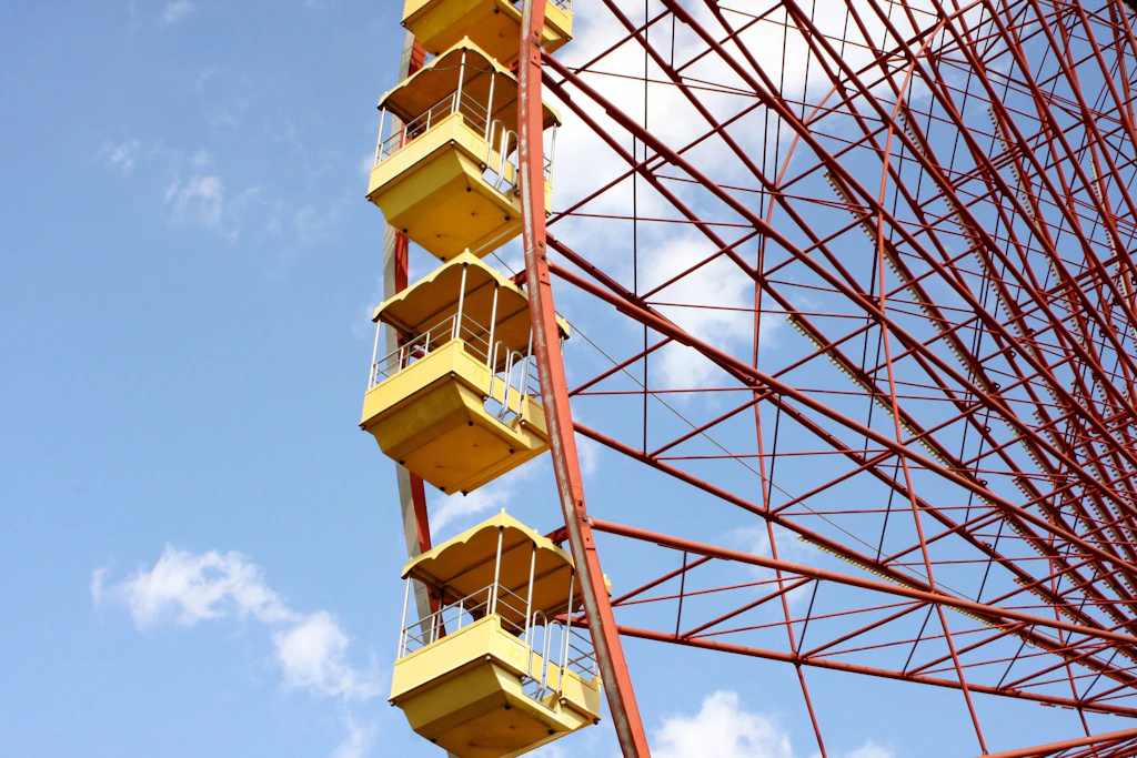 Das alte Riesenrad im Spreepark hatte viereckige Gondeln. Wenn sich das neue Riesenrad wieder dreht, werden sie rund sein - wie zu alten Spreepark-Zeiten!