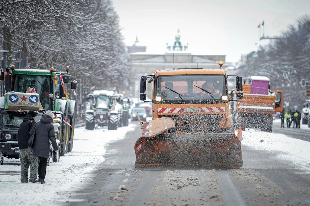 Auch in Berlin gab es in den vergangenen Jahren immer wieder reichlich Schnee. Aber: von einem Jahrhundertwinter waren wir noch ganz weit entfernt.