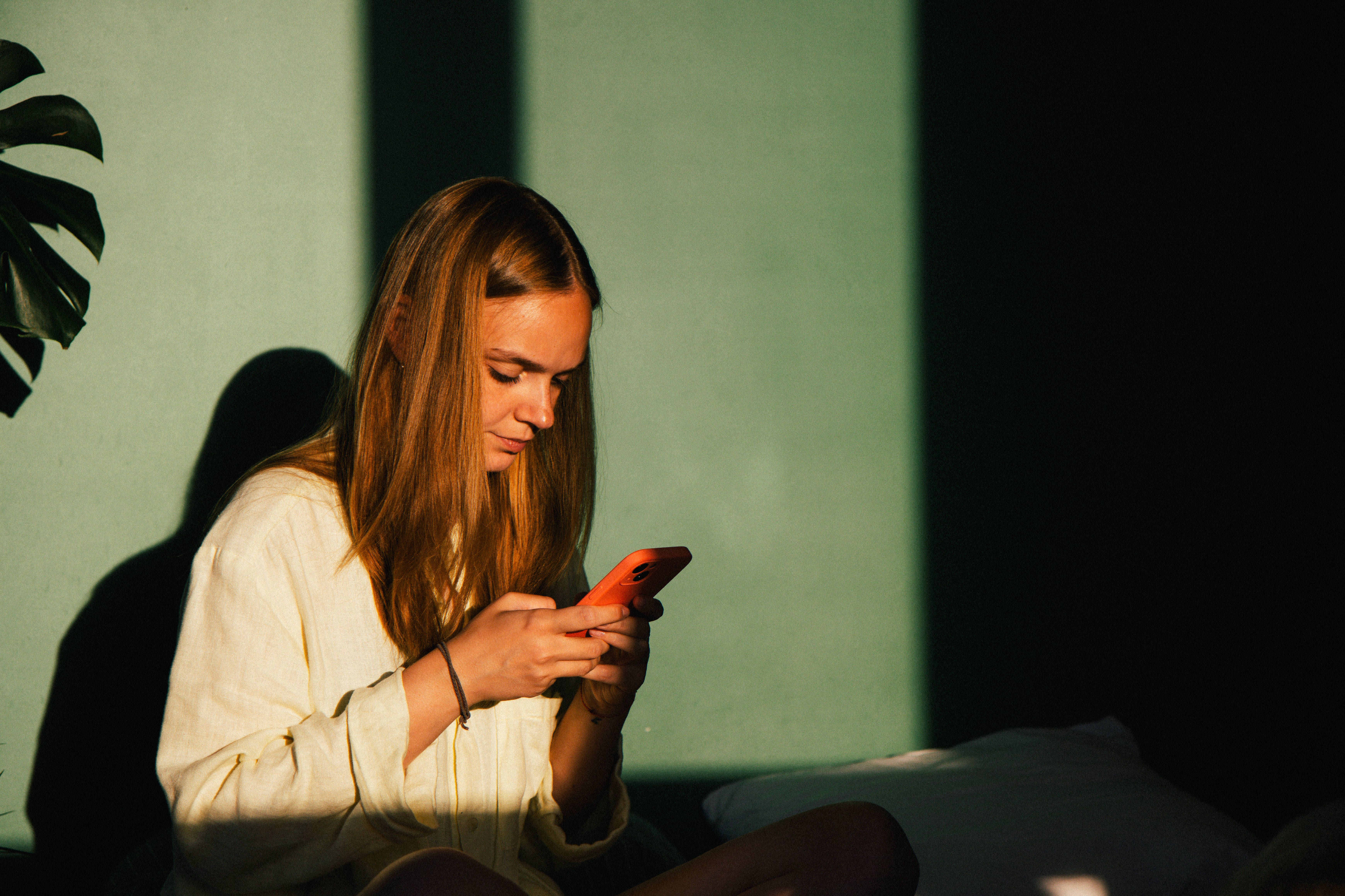 Image - Soziale Medien dürfen WHO-kritische Beiträge löschen – Urteil landet in Karlsruhe