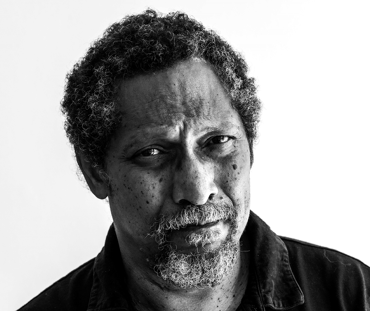 'Dr. No' von Percival Everett: Mathematik und Satire in einem Roman