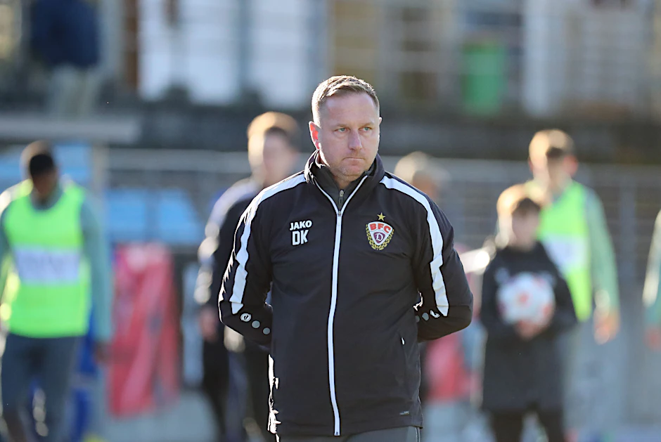 BFC-Trainer Dennis Kutrieb schaut ziemlich grimmig. Das sollte sich mit einem Sieg über Eilenburg ändern.