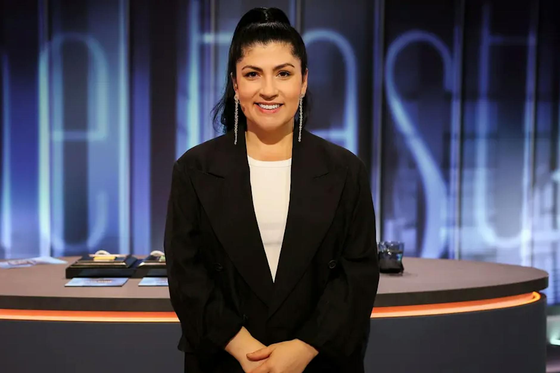 Star-Köchin Elif Oskan (35): Wer ist die Neue bei „The Taste“?