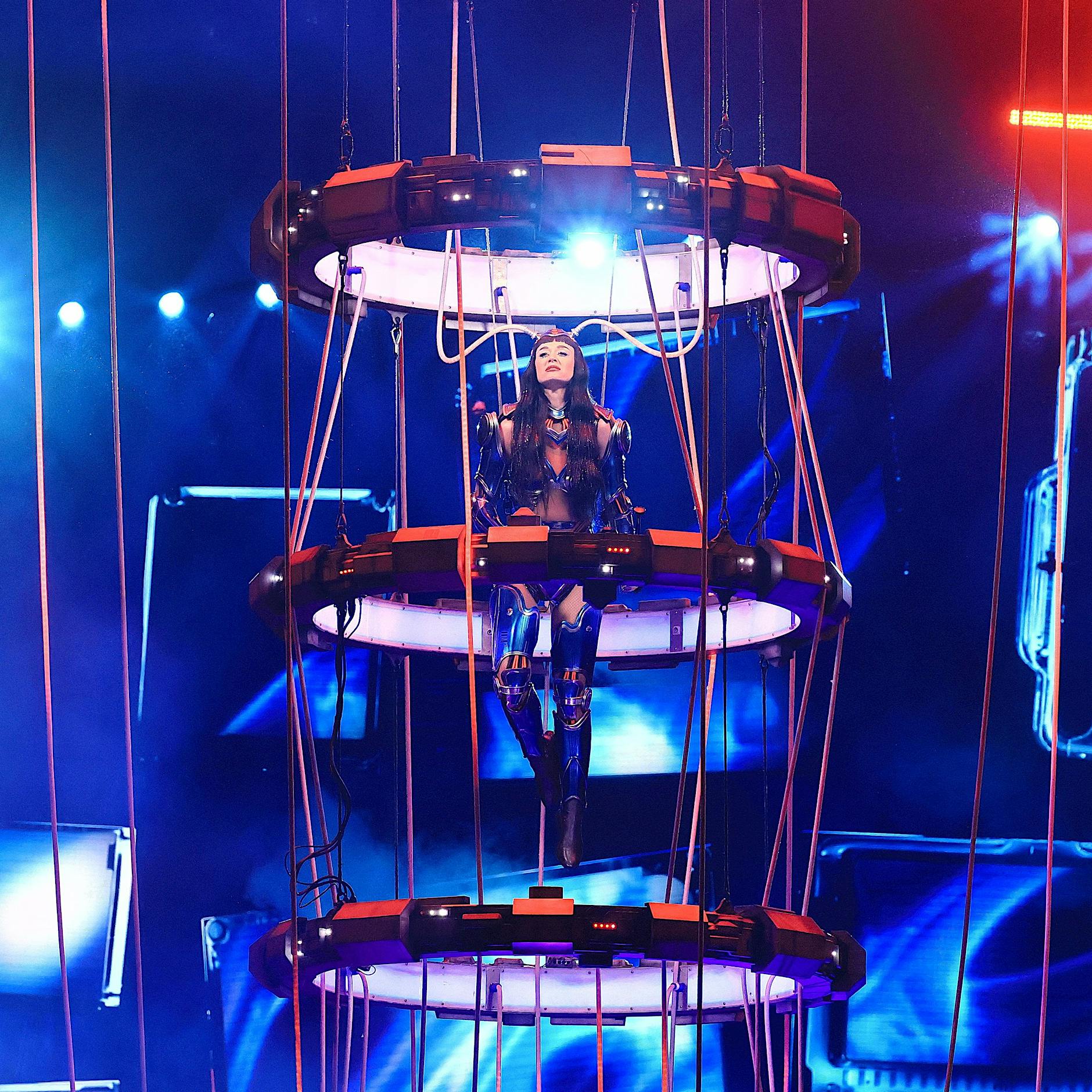 Ein California-Girl fliegt durch die Arena: Katy Perry verzaubert Berlin