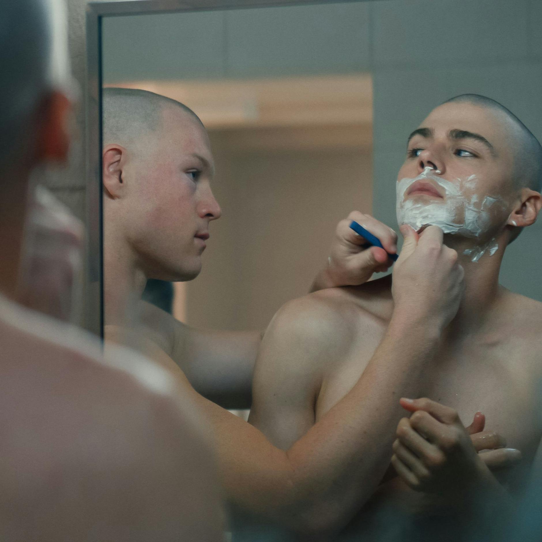 Image - Militär-Dramedy-Serie „Boots“ auf Netflix: Tote Typen lügen nicht