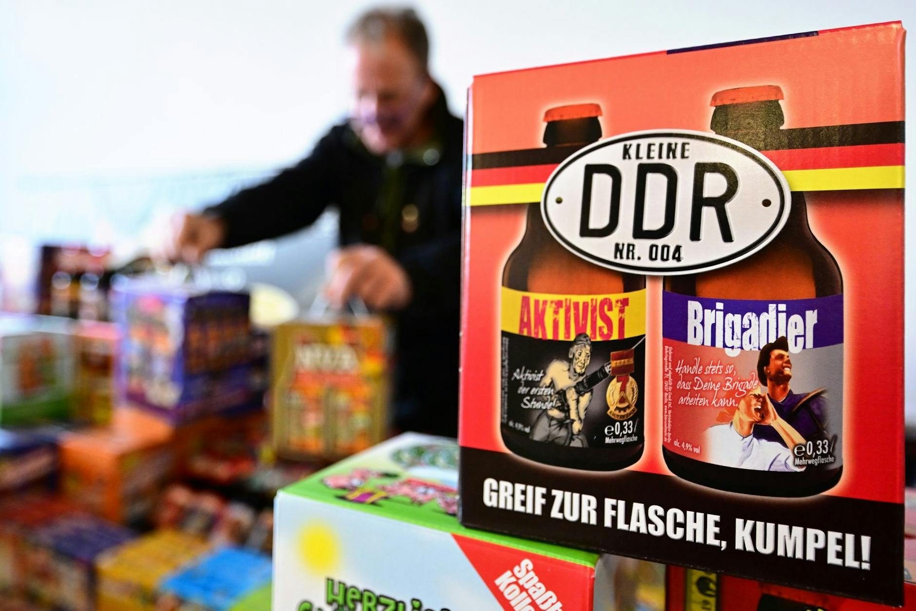 Biere in nostalgischen Verpackungen auf der Ostpro.