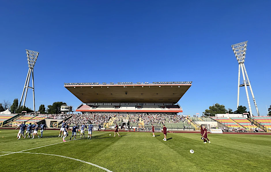 Das Testspiel des BFC Dynamo gegen Hertha BSC im Juli 2023 zur Saisoneröffnung war eines der letzten der Dynamos in „ihrem“ Stadion.