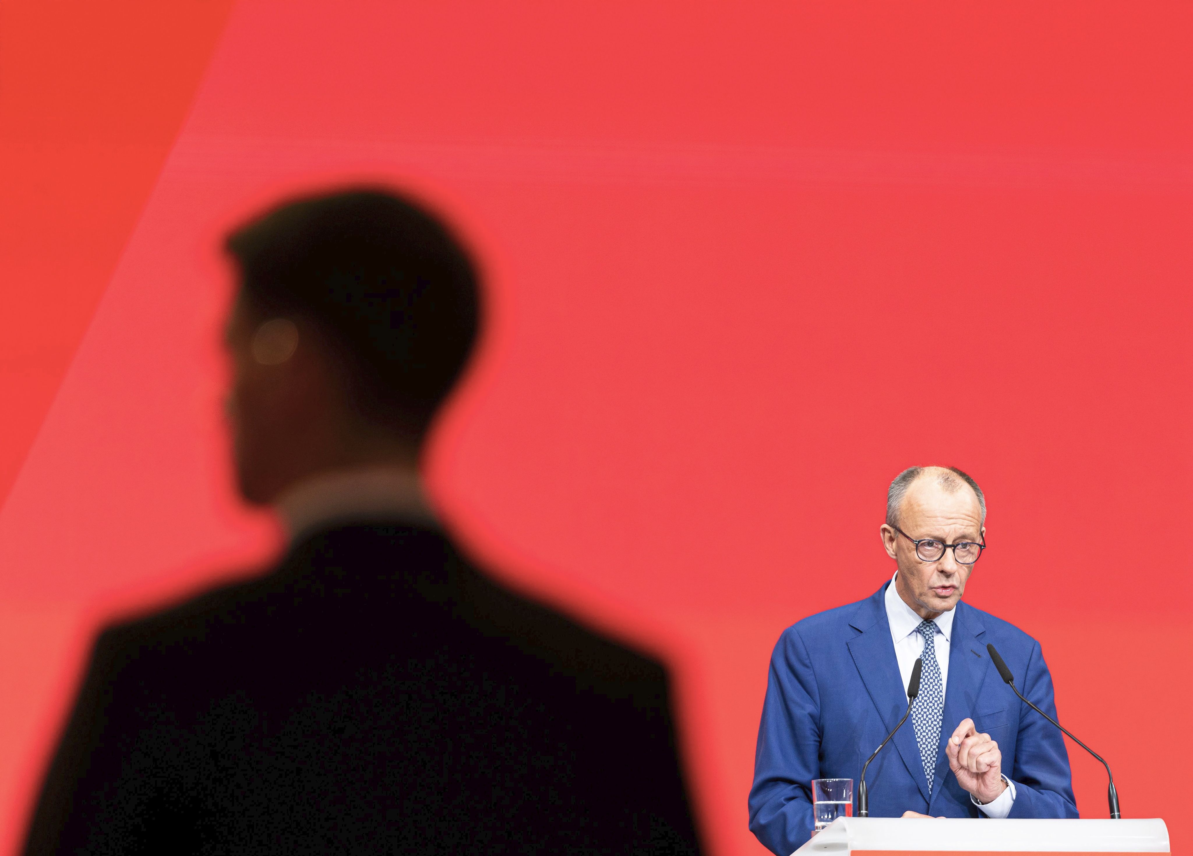 Image - Sind Sie Rotkäppchen oder der Wolf, Herr Merz?