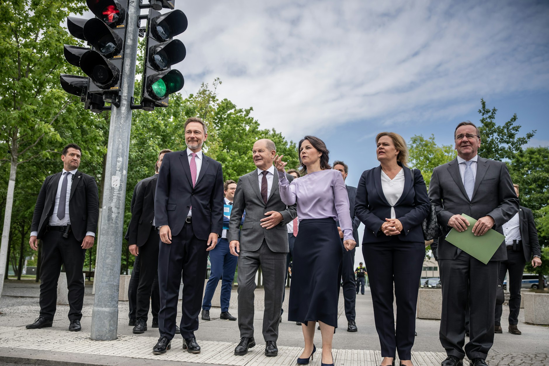Mitarbeiter der Ampel-Regierung fehlten 2023 im Schnitt 20,96 Tage.