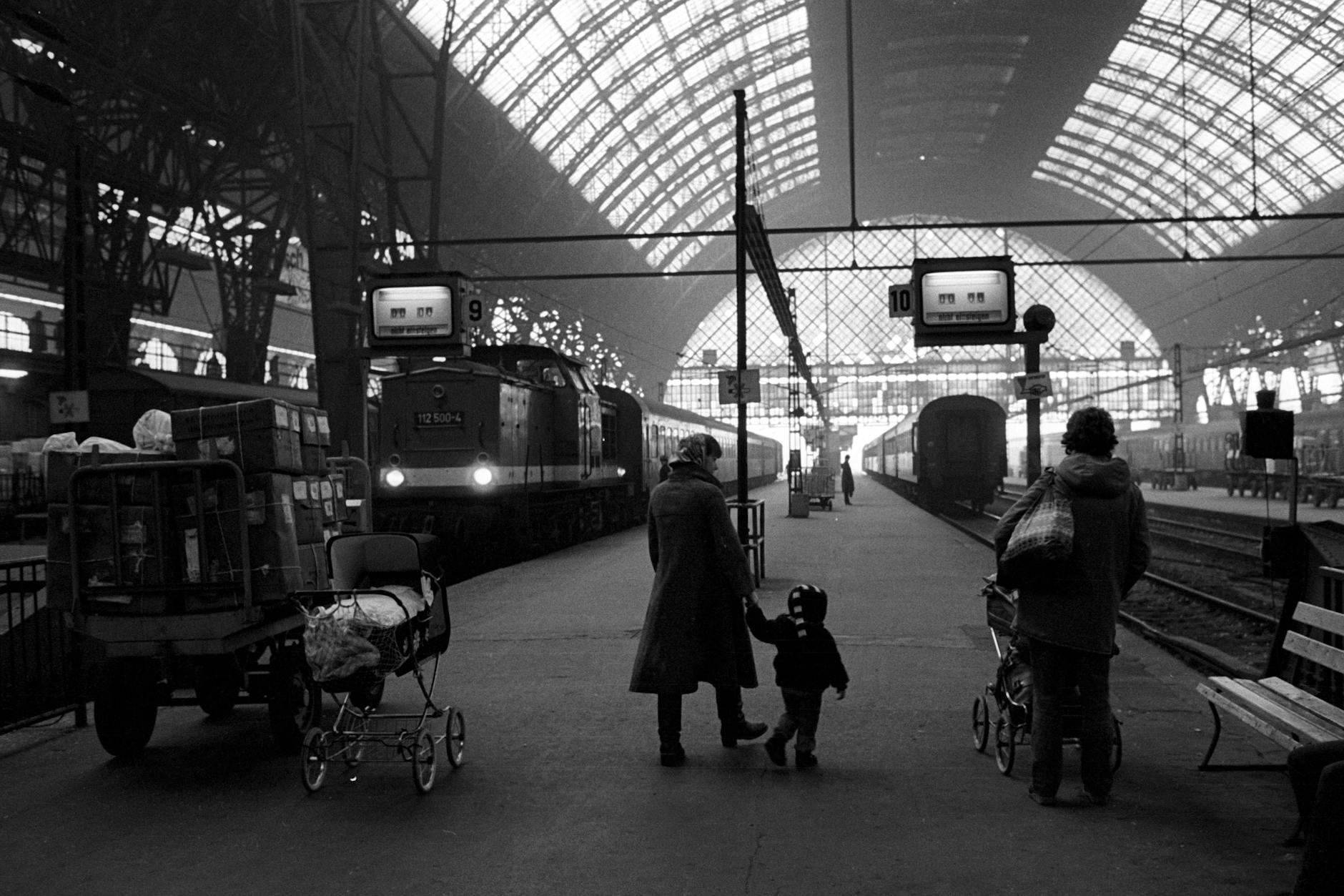 Mit dem Zug in den Westen zu fahren, war ein riskantes Unterfangen – doch es gelang.