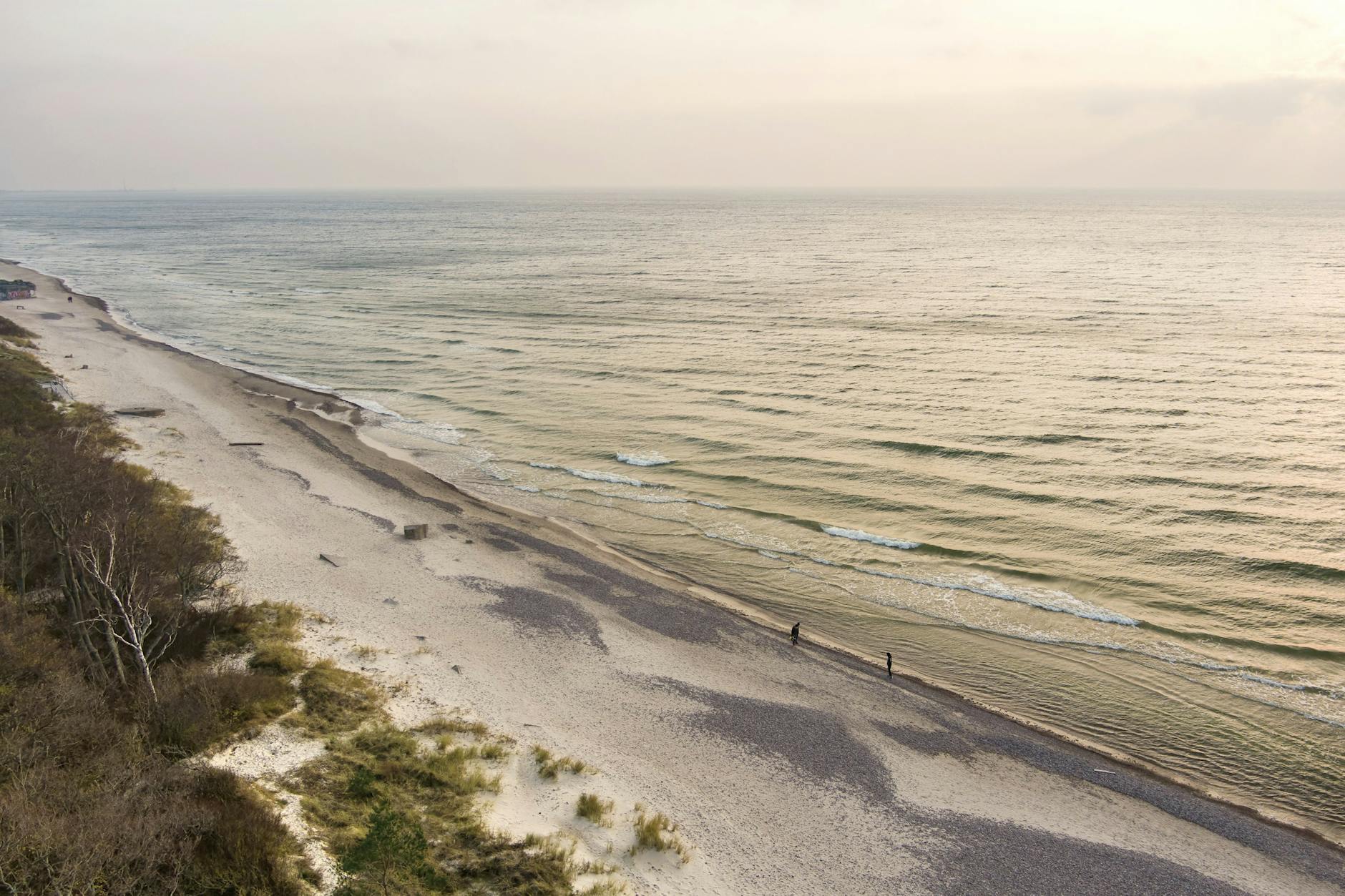 Die Dünen kreieren eine bezaubernde Landschaft