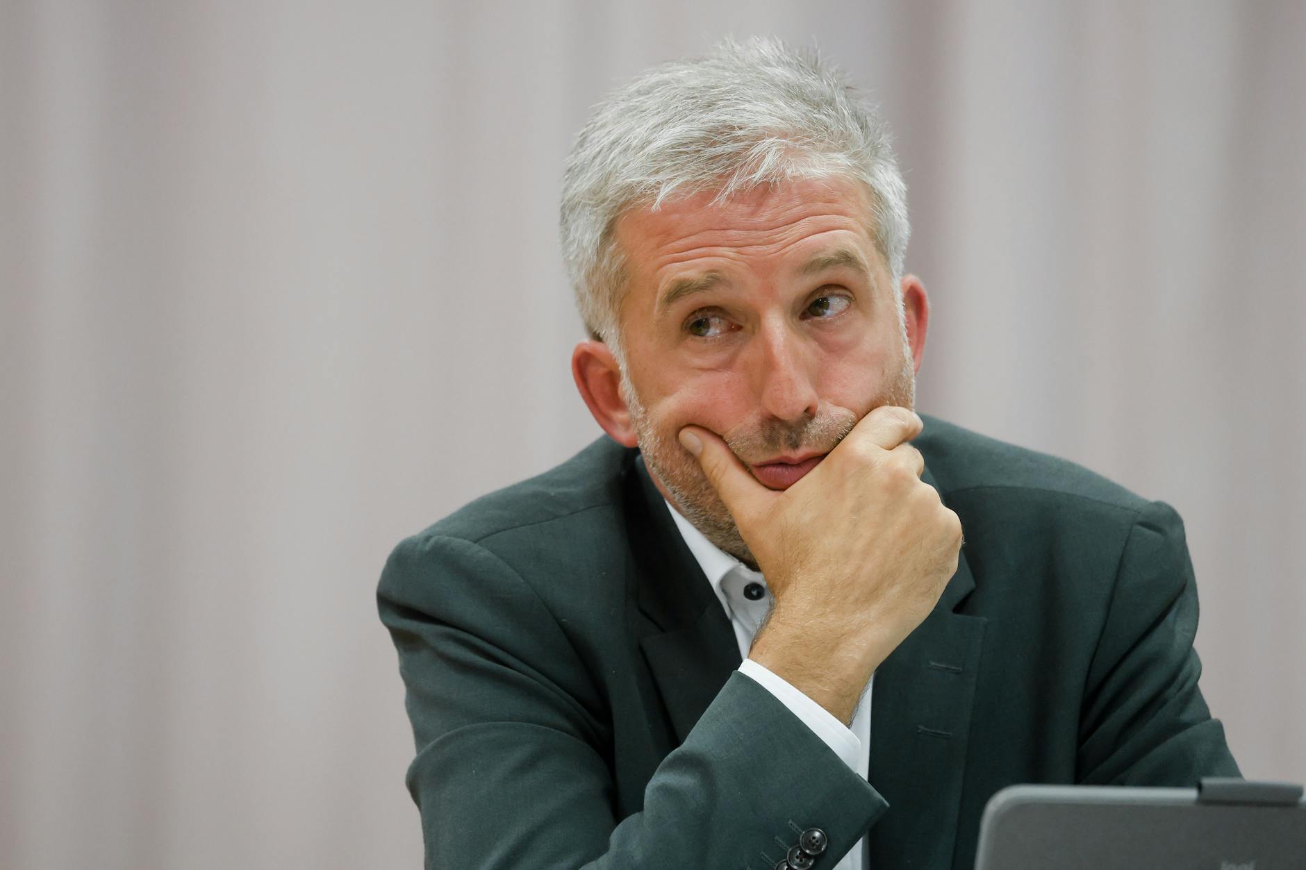 Boris Palmer zeigt Verständnis für die Aussagen von Kanzler Merz zur Migration.