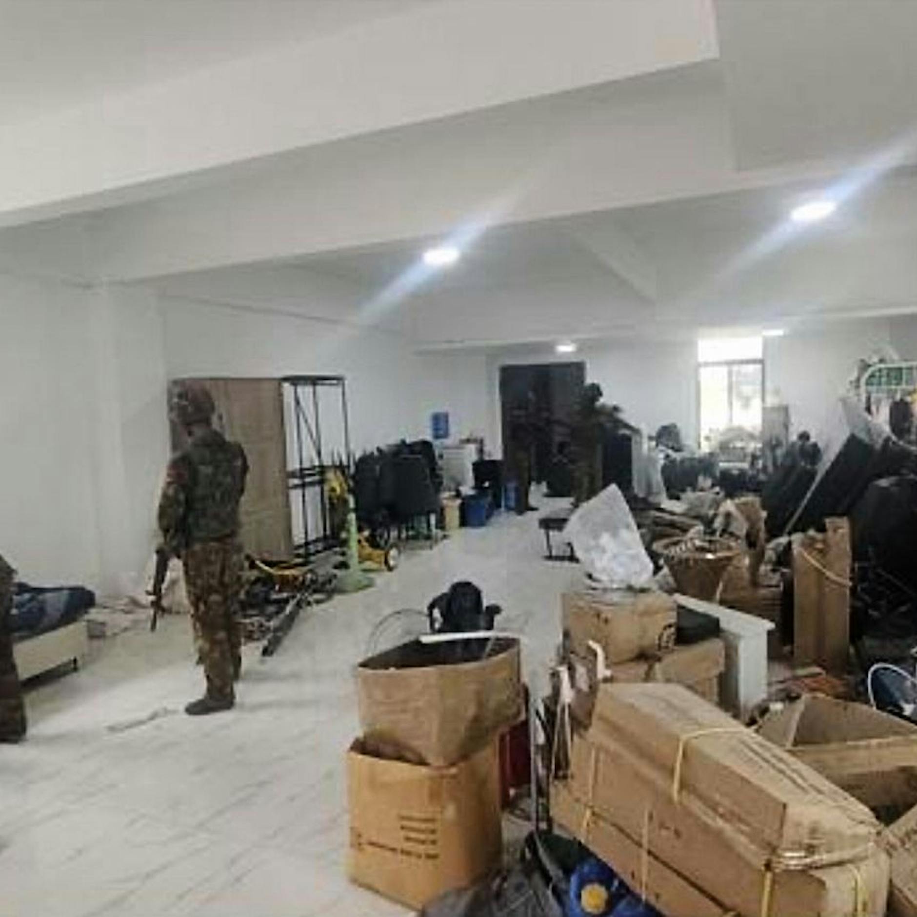 Myanmar: Hunderte fliehen aus Betrugszentren, SpaceX schaltet Internet ab