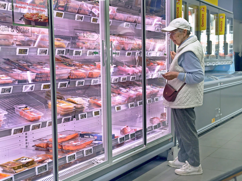 Aldi Süd, Lidl und Co.: Diese Discounter schaffen Billig-Fleisch ab!
