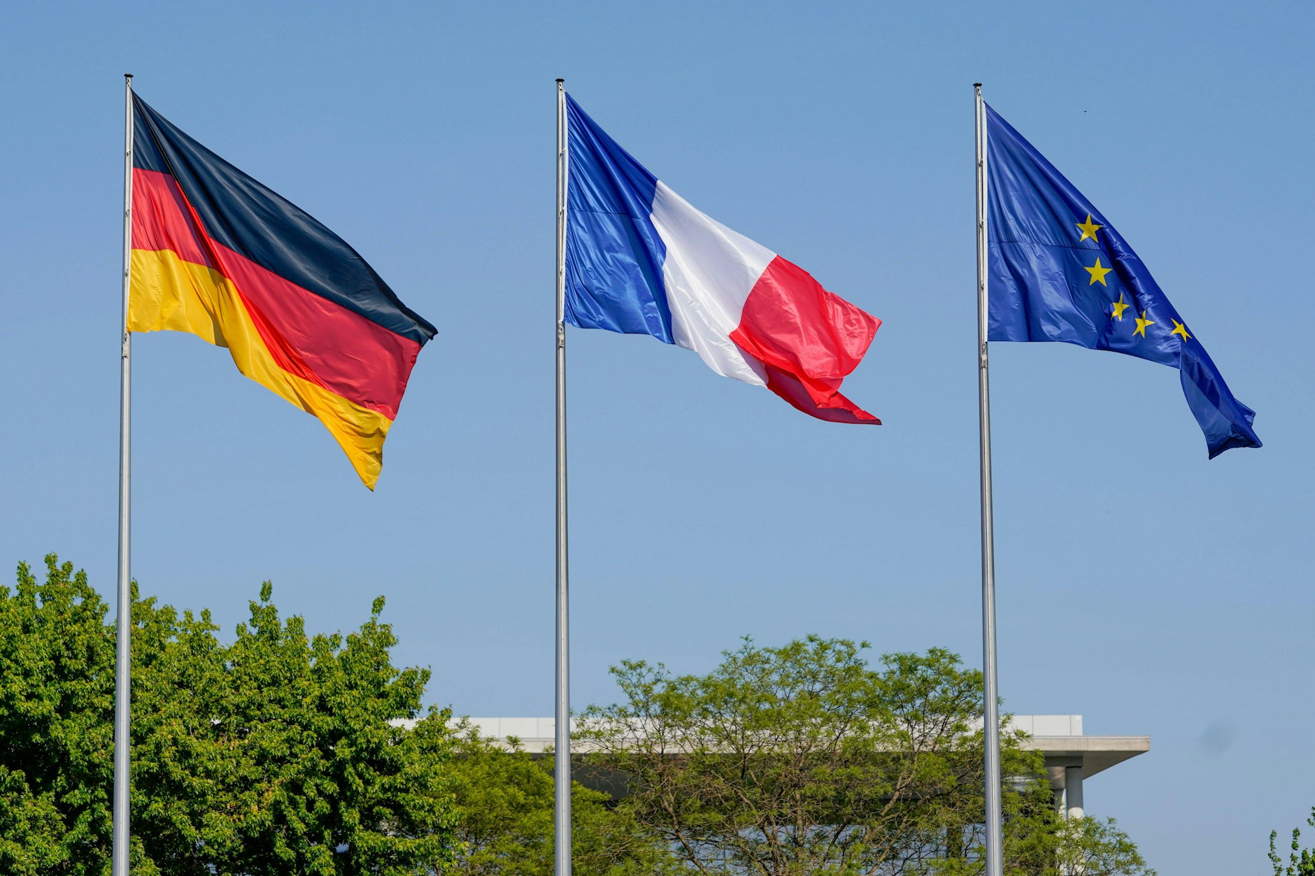 Bürokratie kennt keine Grenzen.