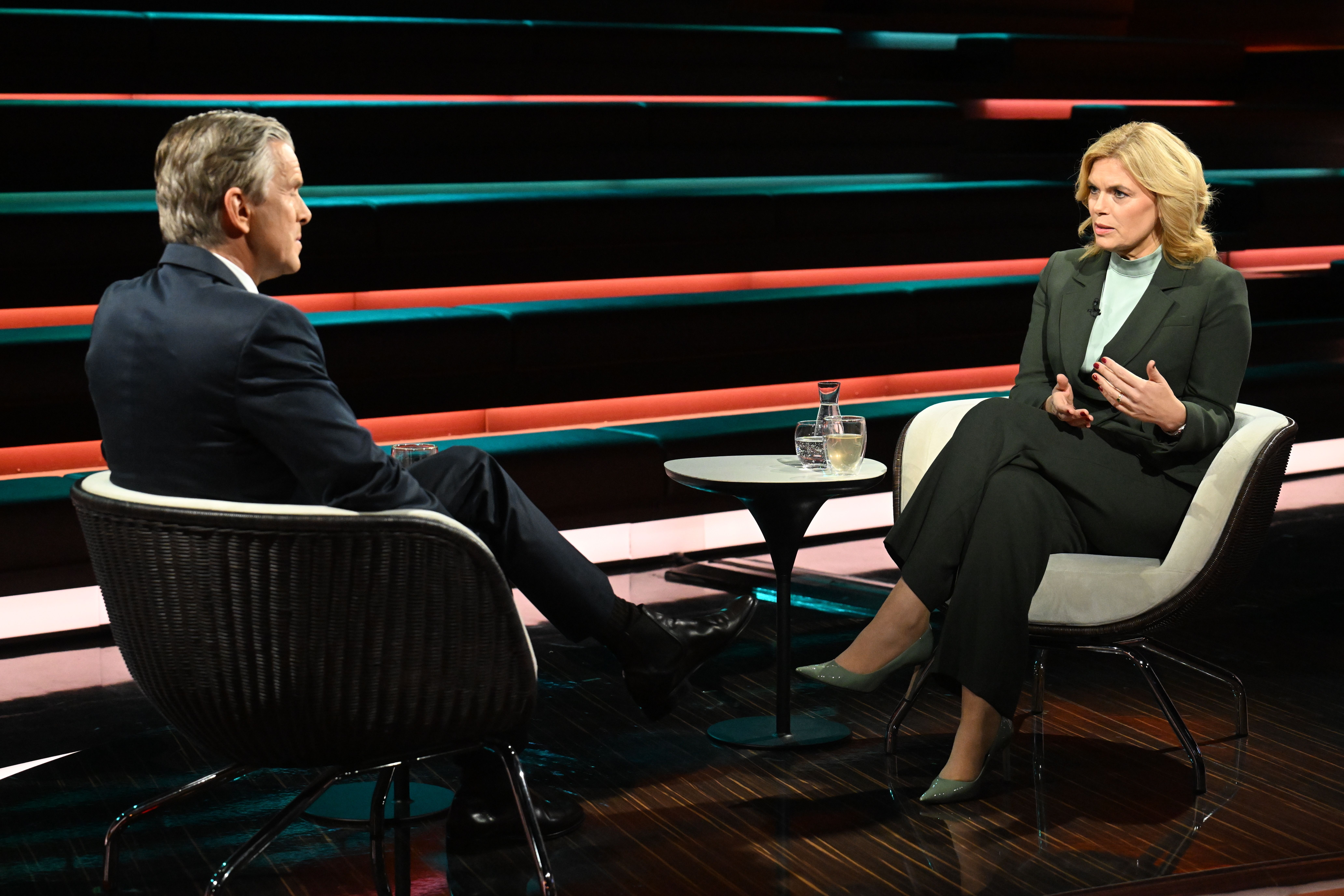 Image - „Merz macht Dunja Hayali fertig“: Markus Lanz nimmt Julia Klöckner auseinander