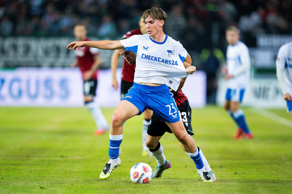 Hertha-Coach Leitl adelt Wunderkind Kennet, Eichhorn bleibt Mittelfeldboss