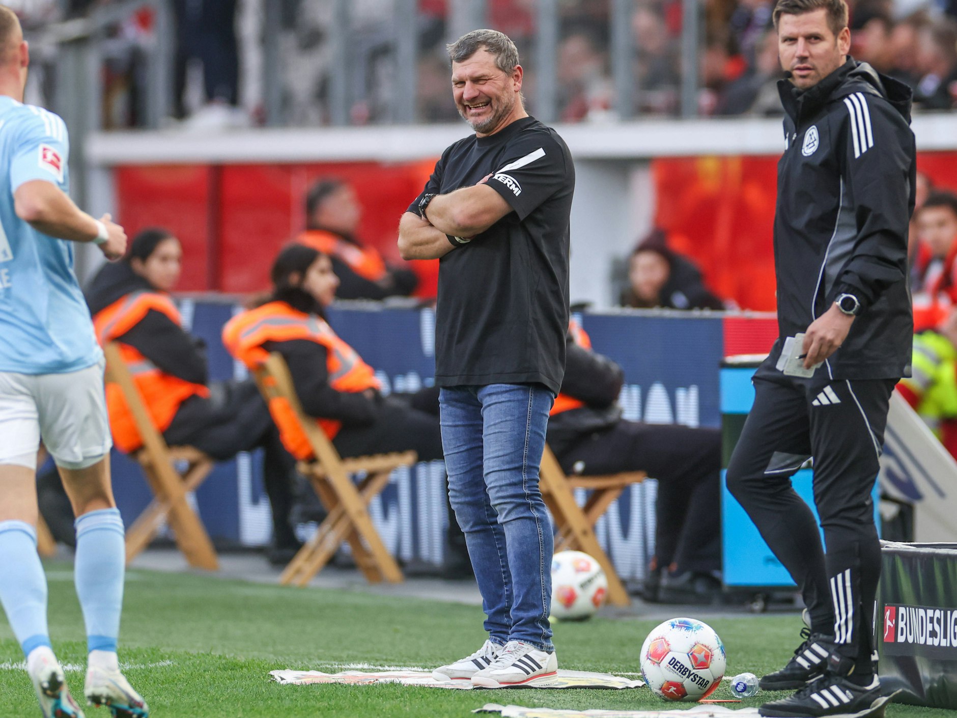 Union-Trainer Steffen Baumgart kann sich über den guten Saisonstart der Eisernen freuen. Geht es Freitag mit einem Auswärtssieg in Bremen so weiter?
