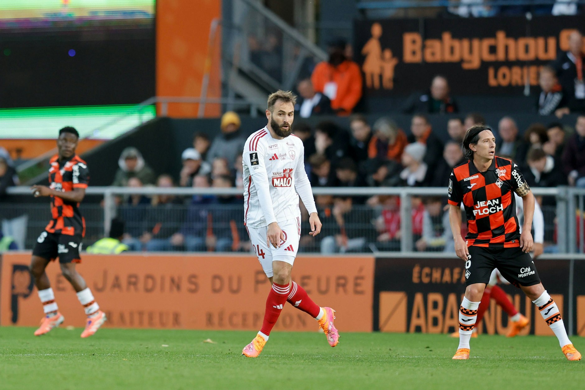 Beim Spiel gegen FC Lorient feierte Lucas Tousart erst am zurückliegenden Wochenende seine Premiere im Trikot von Stade Brest.