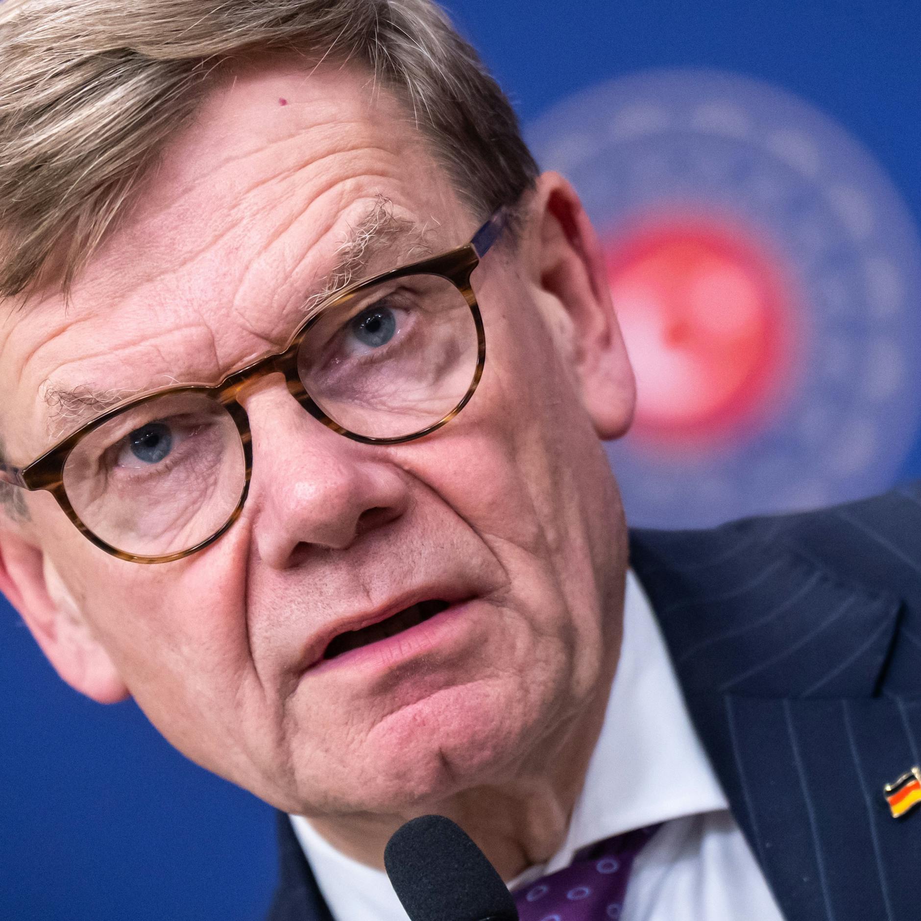 Image - Wadephul sagt China-Reise ab: Deutschland steuert auf historischen Bruch mit Peking zu