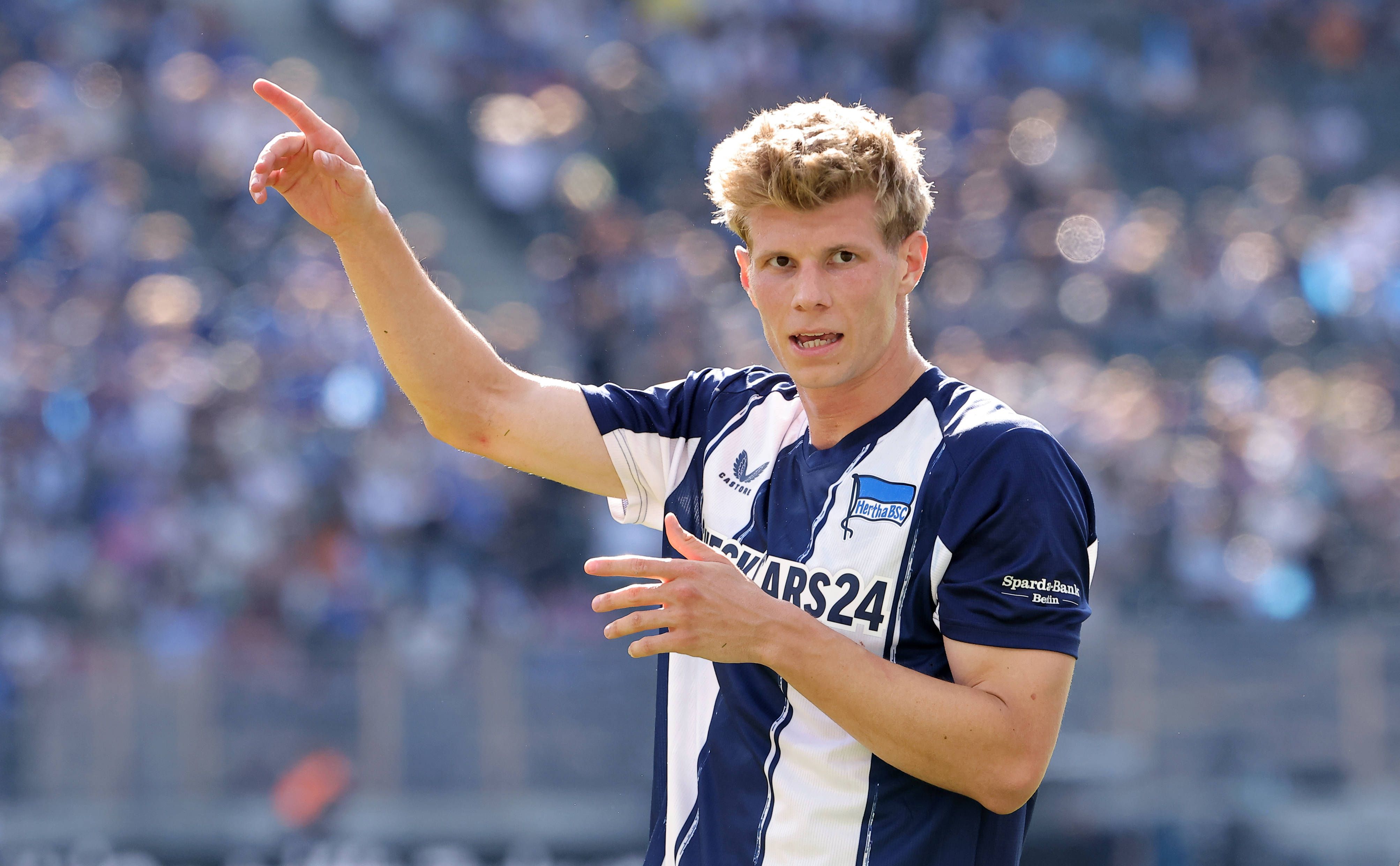 Image - Leitl-Lotto bei Hertha: Schuler stürmt an Grönning vorbei