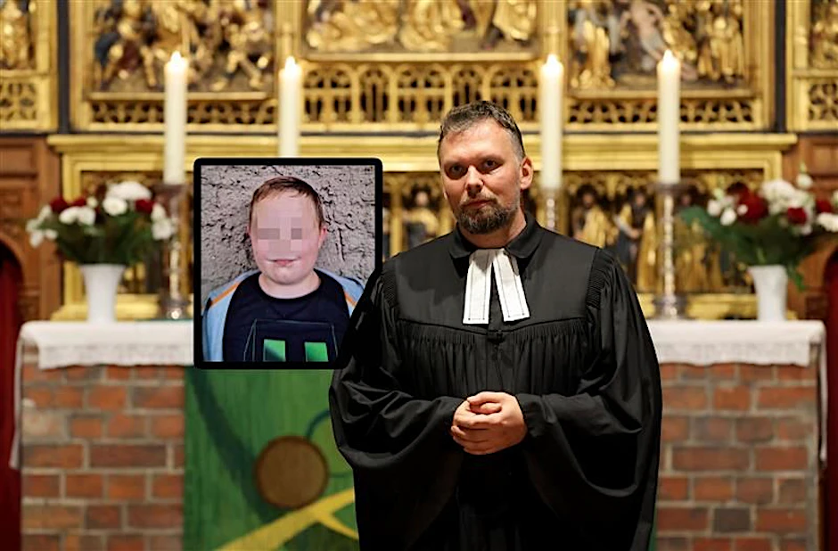 Jens-Peter Schulz, Pastor der Evangelisch-Lutherischen Pfarrgemeinde Güstrow. Er hält auch den Abschieds-Gottesdienst für den getöteten Fabian.
