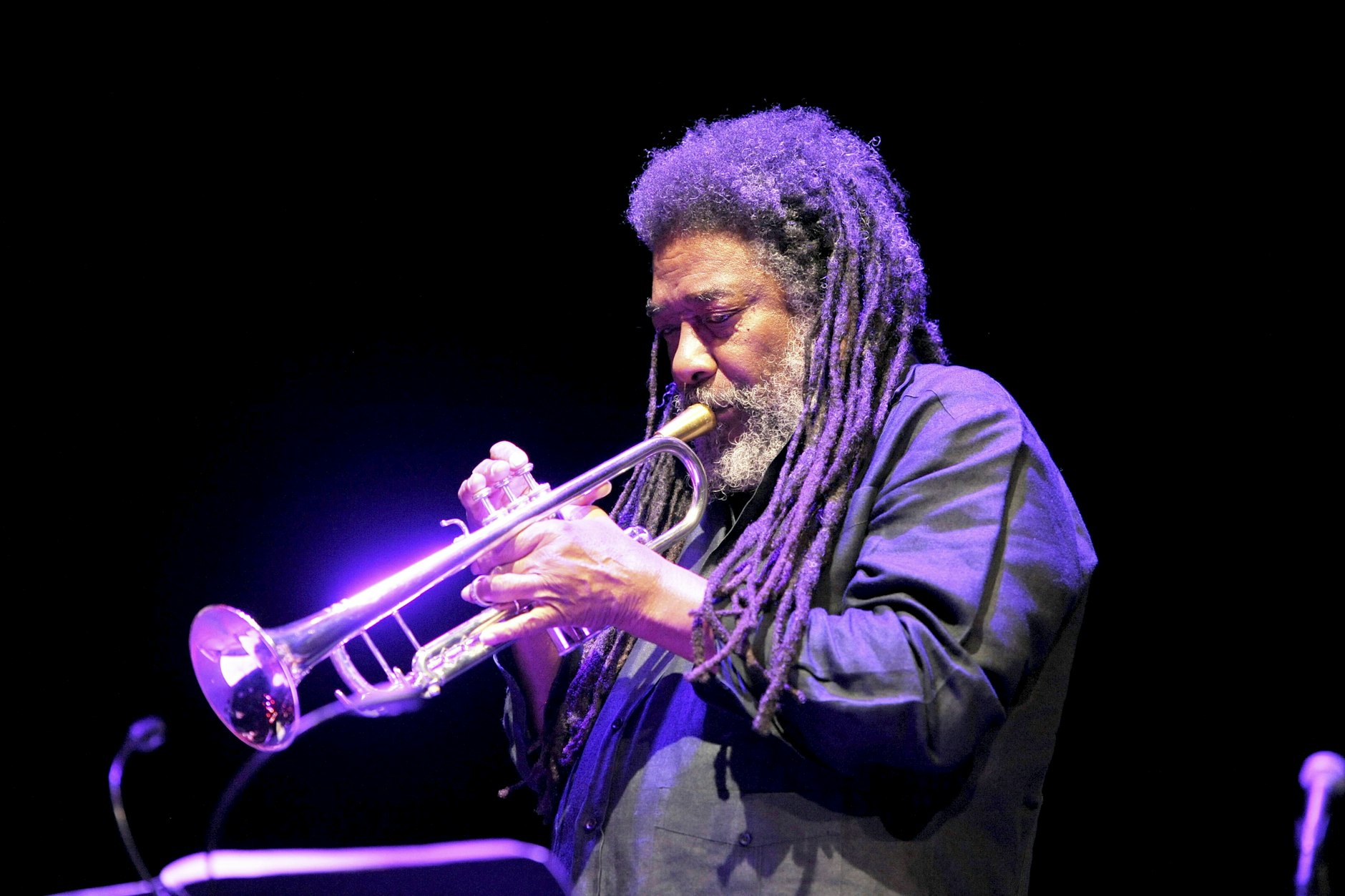 Trompeter Wadada Leo Smith steht am Donnerstag auf der Jazzfest-Bühne.
