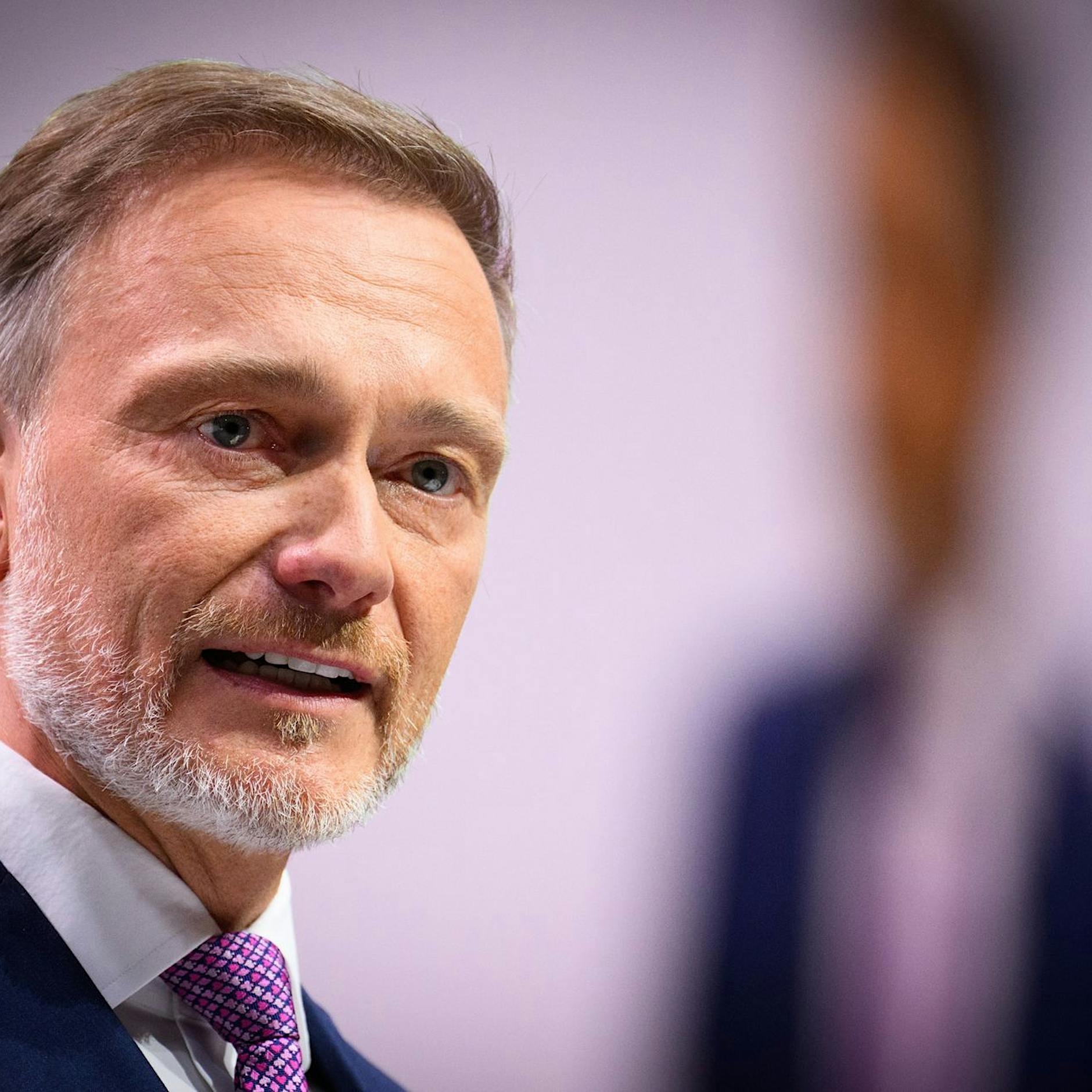 LobbyControl: Geplanter Wechsel von Christian Lindner in die Wirtschaft sorgt für Kritik