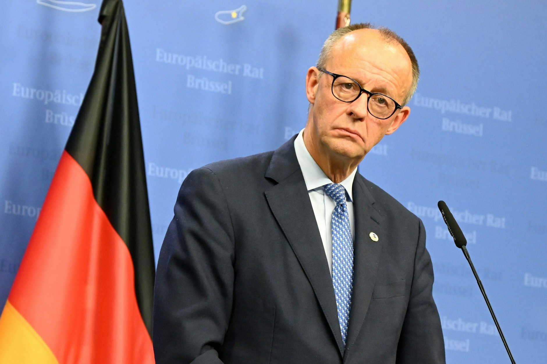 Nicht alle sind mit der Arbeit von Bundeskanzler Friedrich Merz (CDU) zufrieden.