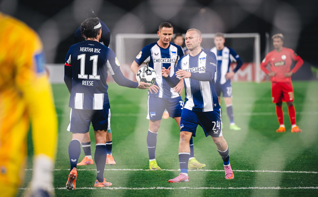 Geschenktes Tor! Herthas Thorsteinsson: „Ich danke Reese, was er getan hat!“