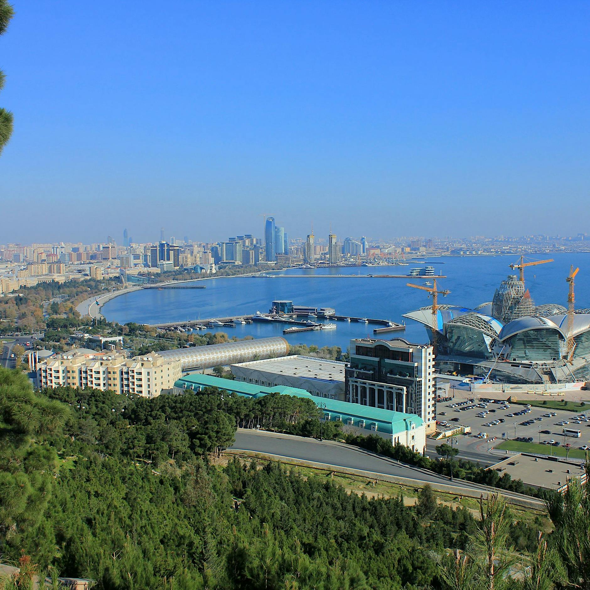 Aserbaidschans „Pivot to Asia“: Werden die C5-„Stans“ bald zu den C6?