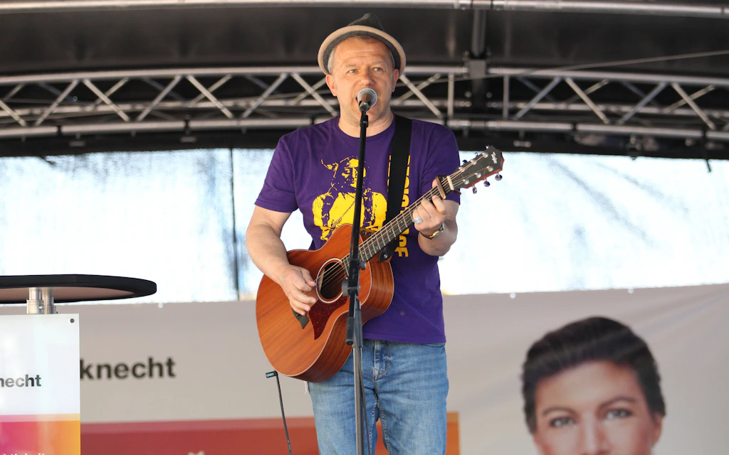 Wie Tino Eisbrenner unfreiwillig in eine politische Schlammschlacht geriet