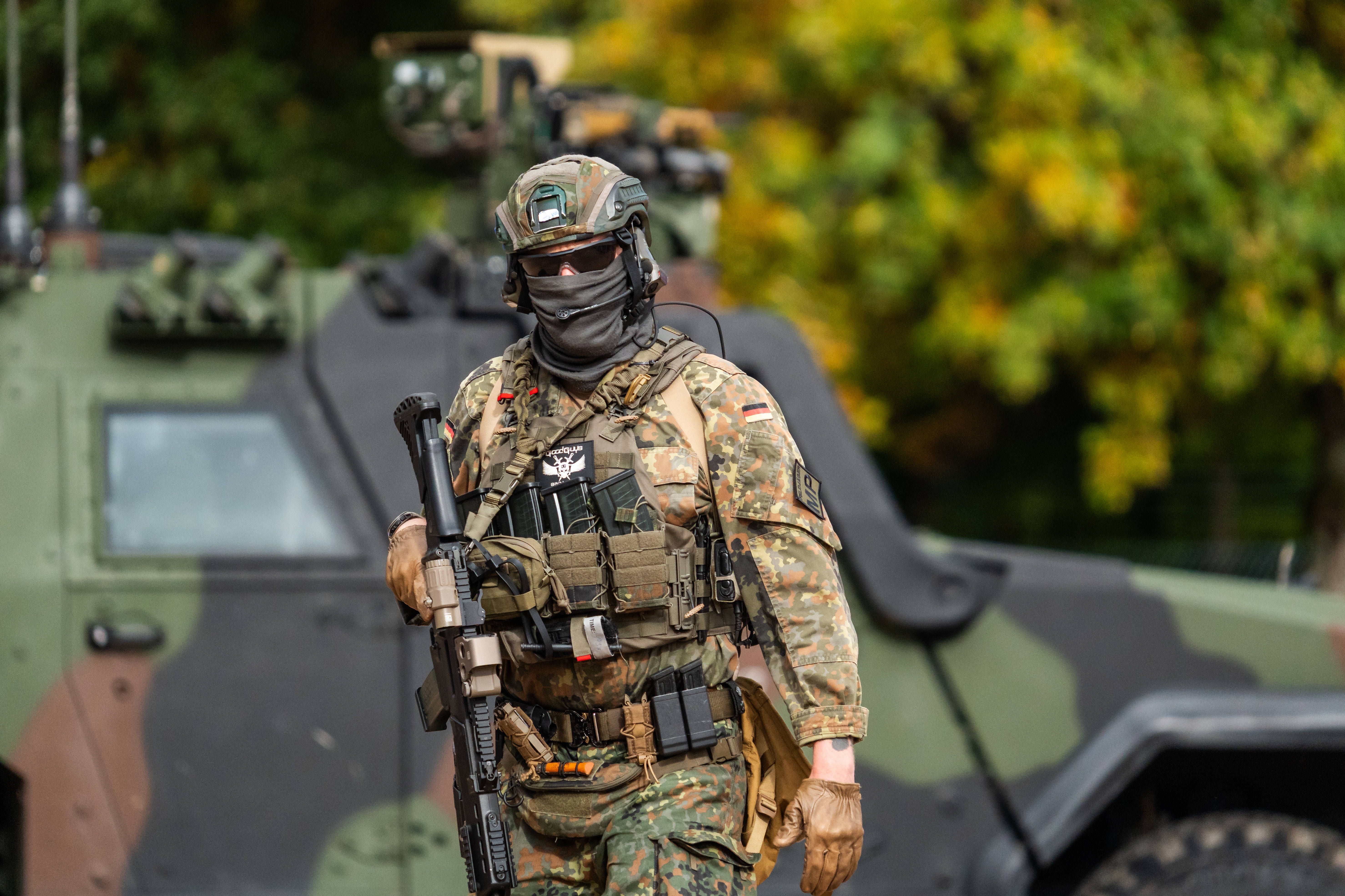 Kriegsmusik und schockierende Szenen: Was geht bei der Bundeswehr ab?