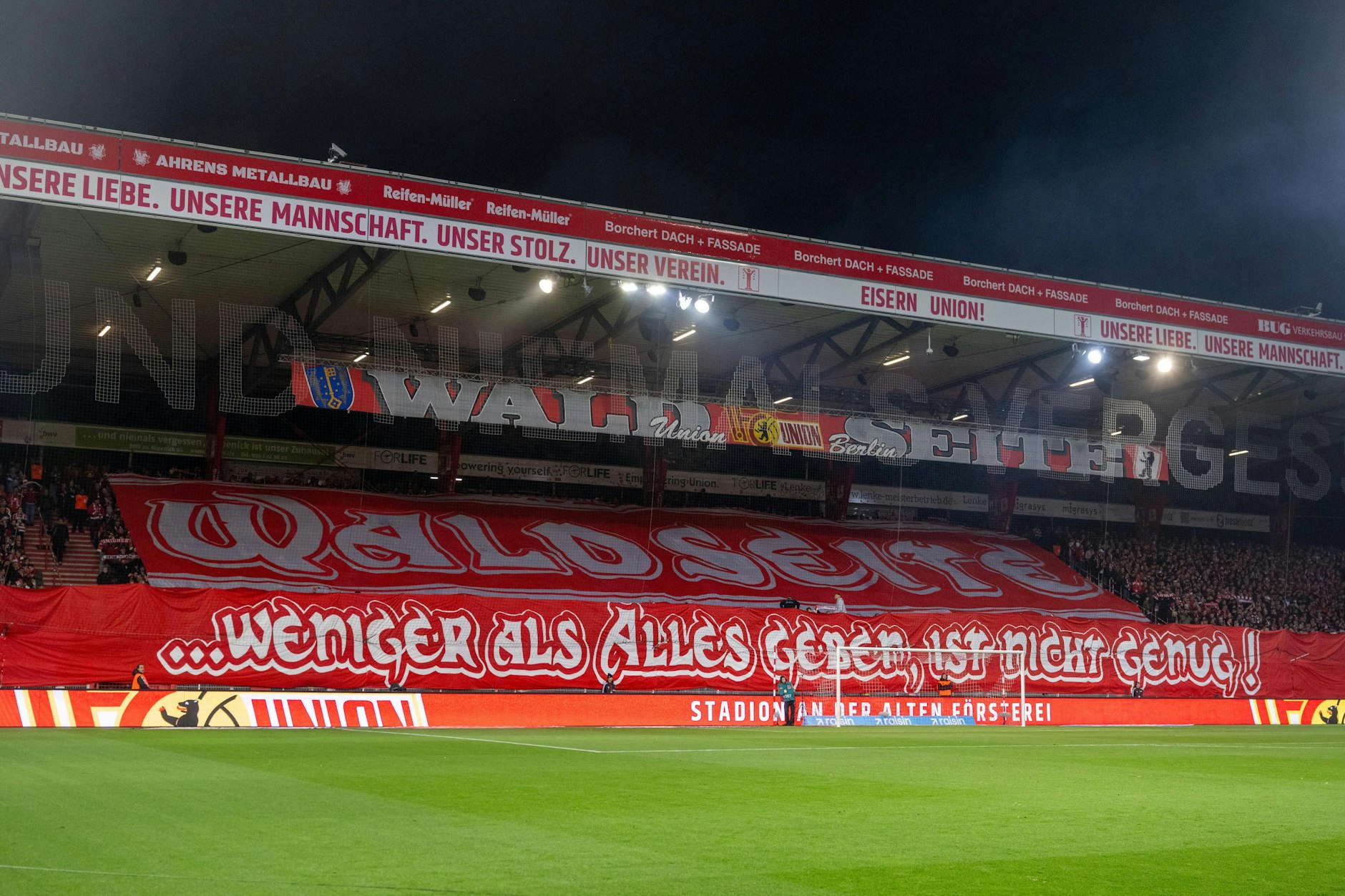 Ausverkauft: Beim DFB-Pokalspiel gegen Arminia Bielefeld bleibt im Stadion An der Alten Försterei einmal mehr kein Platz unbesetzt.