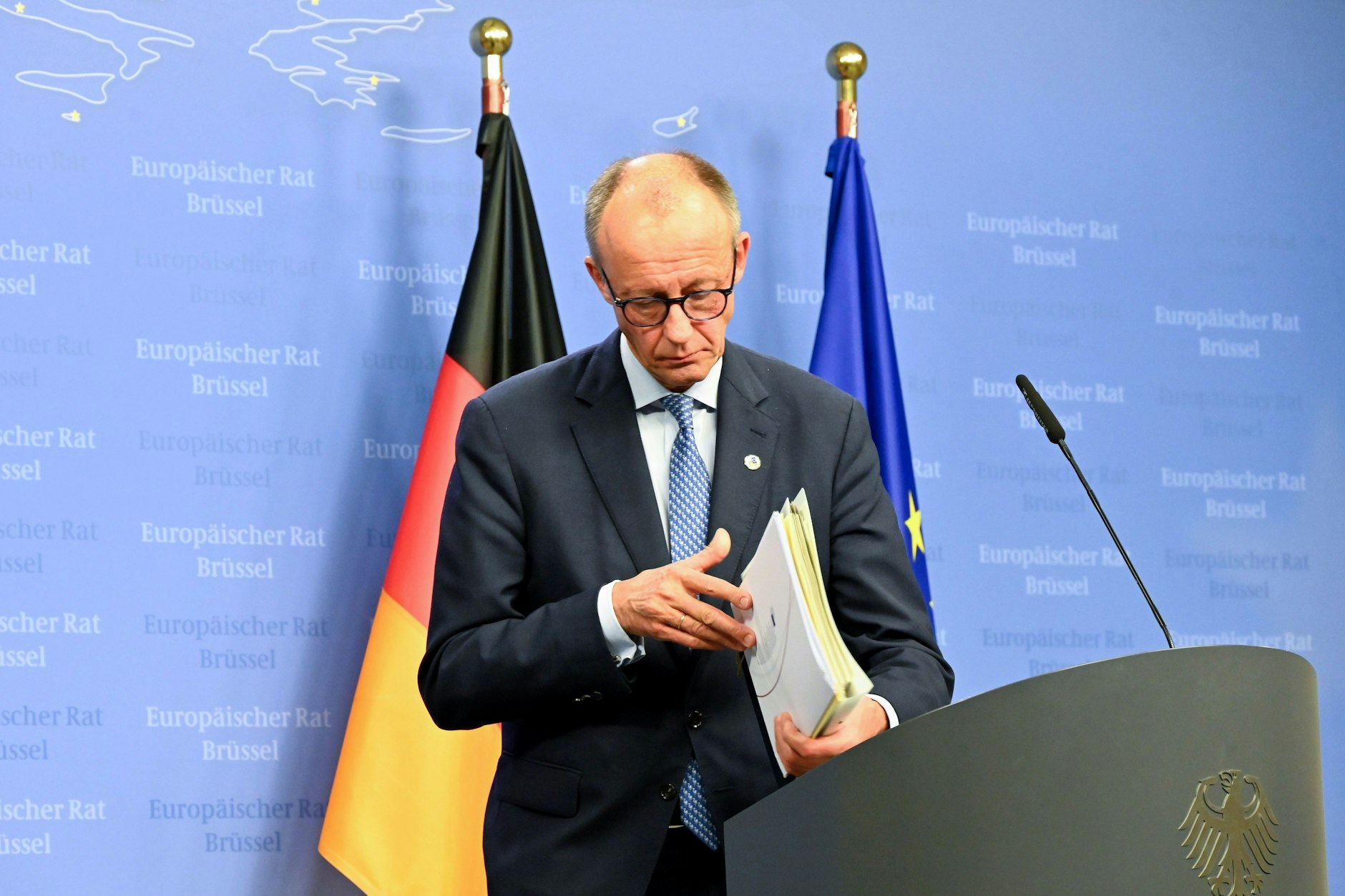 Bundeskanzler Friedrich Merz (CDU) hat bezüglich seiner Stadtbild-Aussagen einen offenen Brief von über 50 prominenten Frauen erhalten.