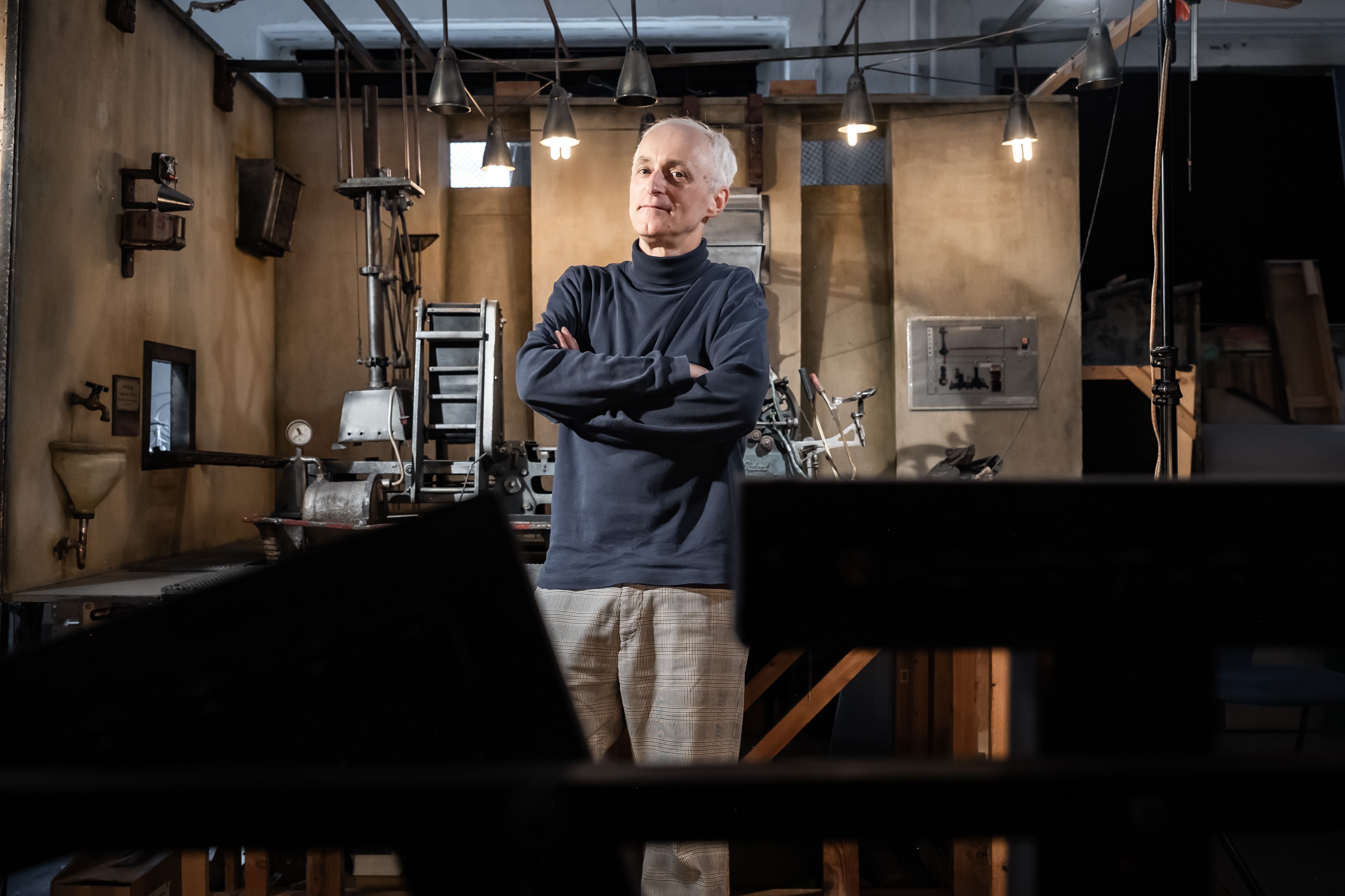 „Memory Hotel“ von Heinrich Sabl: Ein epischer Film über die Nachkriegsgeschichte der DDR