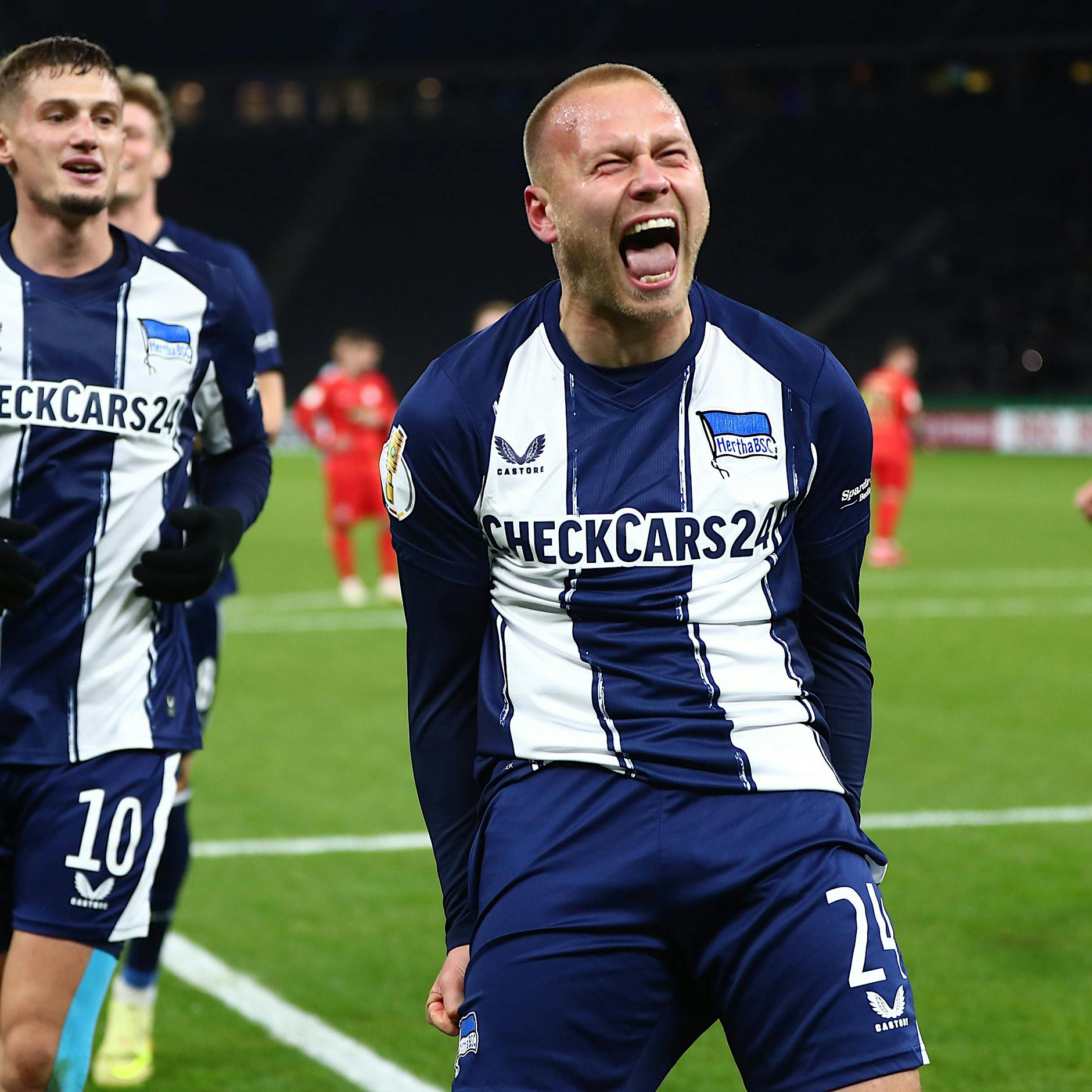 Hertha BSC: Die Freude einiger Fans über den Pokalsieg verblasst auf der Rückreise