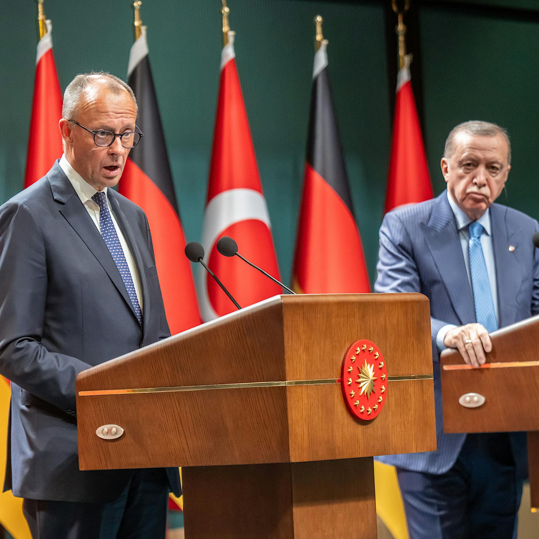 Merz in Ankara: Deutschland buhlt um Einfluss, den nun Erdogan hat
