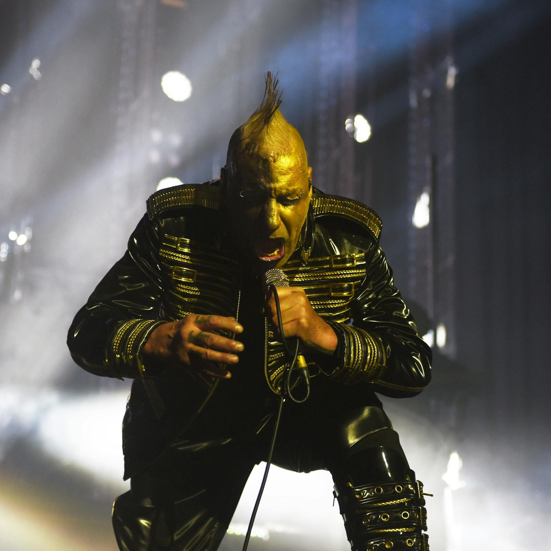 Image - Till Lindemann startet Tournee in Leipzig: Wie tausend Herzschläge aus Stahl