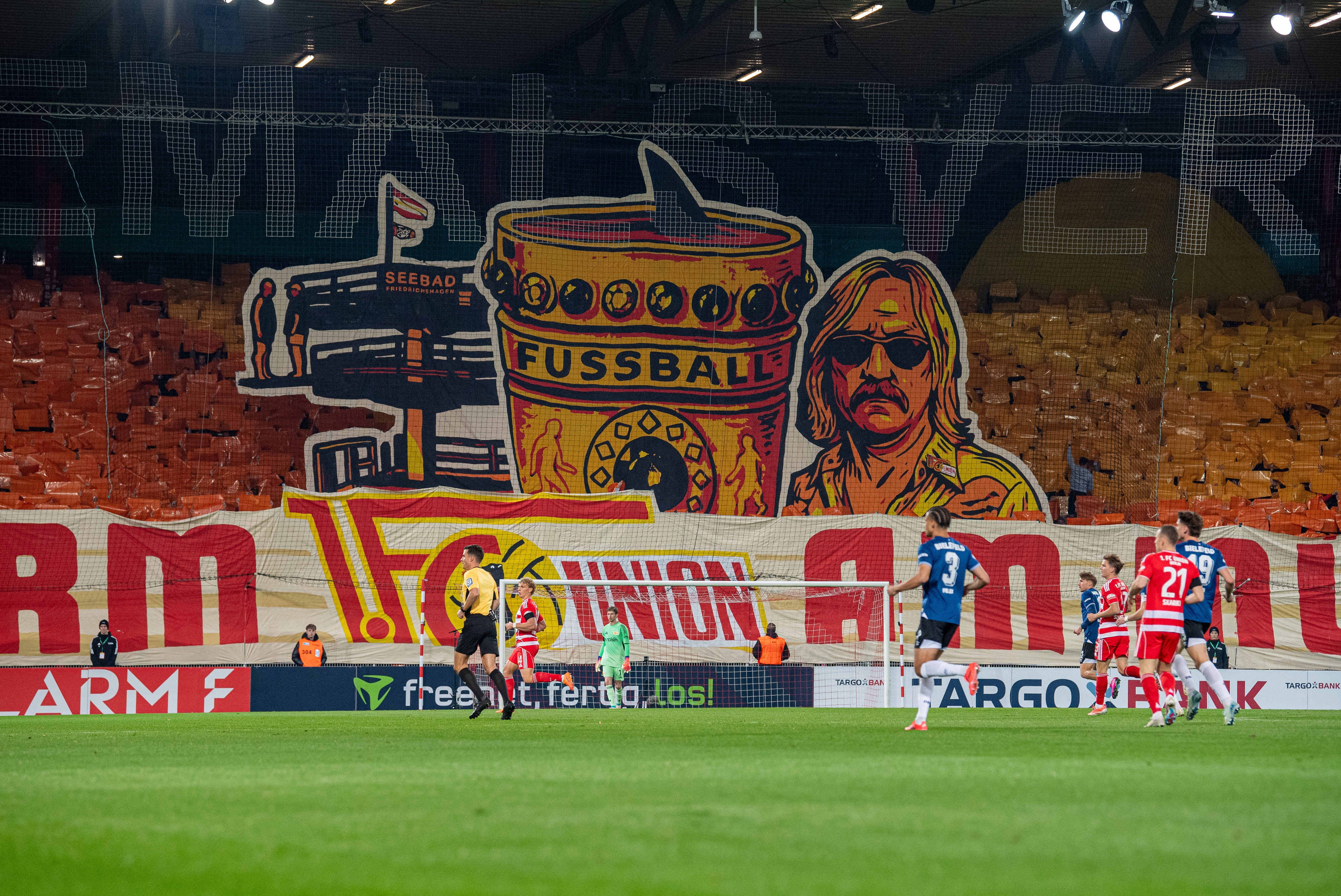 Image - Hommage an Urs Fischer: Fans des 1. FC Union Berlin überraschen mit Choreografie