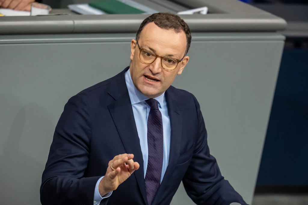 Jens Spahn warns: CDU/CSU and SPD in battle for mainstream party status
