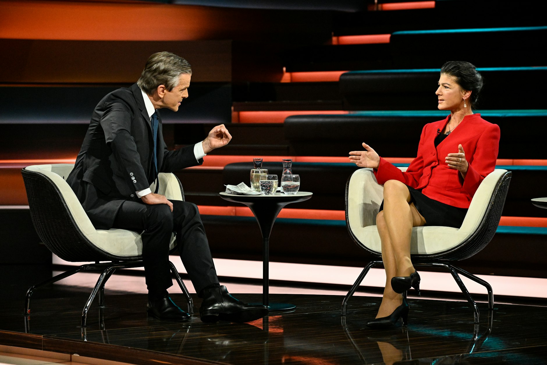 Markus Lanz und Sahra Wagenknecht lieferten sich in seiner Talkshow am 30. Oktober eine hitzige Diskussion.
