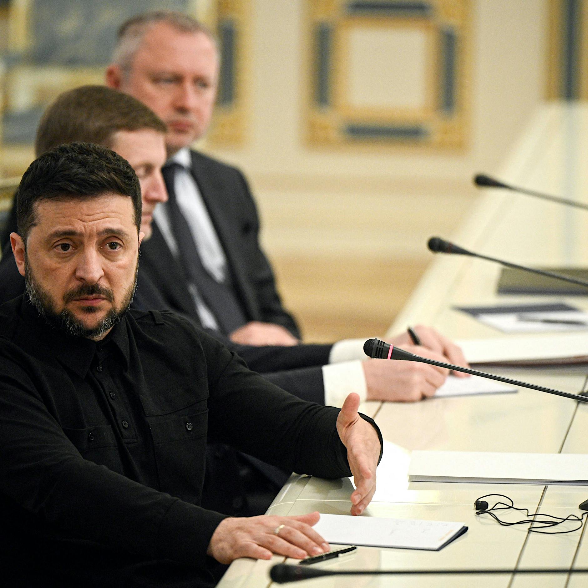 Selenskyj: „Politischer Prozess“ nach Festnahme des ehemaligen Stromnetzchefs?