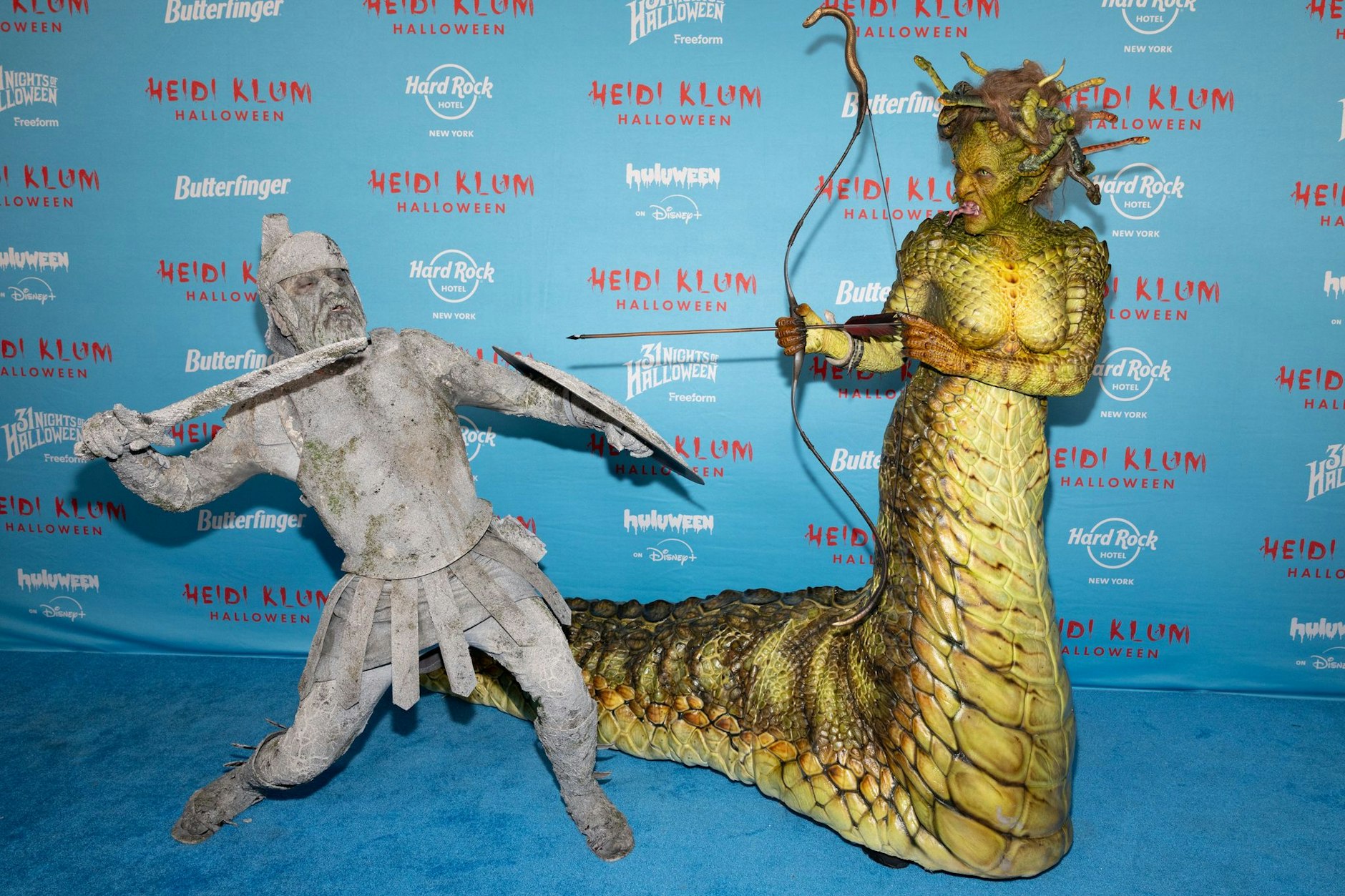 Tom Kaulitz (l.) und Heidi Klum besuchen die 24. jährliche Halloween-Party von Heidi Klum im Hard Rock Hotel New York in New York. (zu dpa: «Bilder des Tages»)