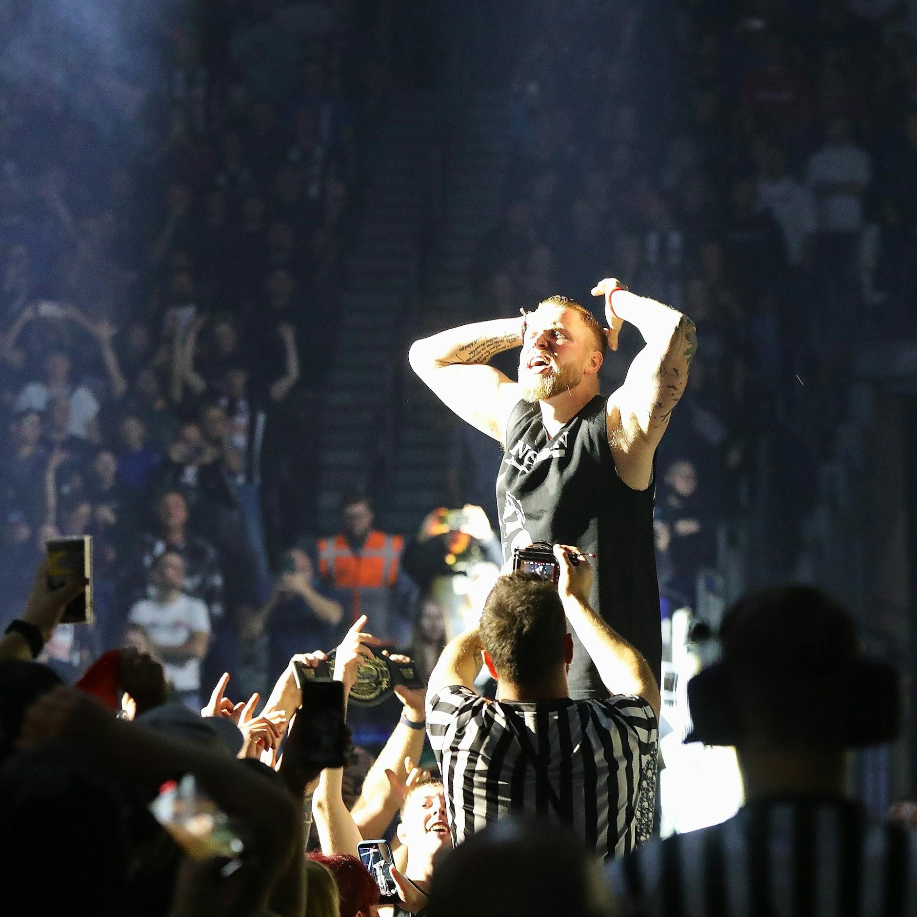 Image - Brandenburger Rapper Finch in Berliner Uber-Arena: Zwischen Provokation und Trabis