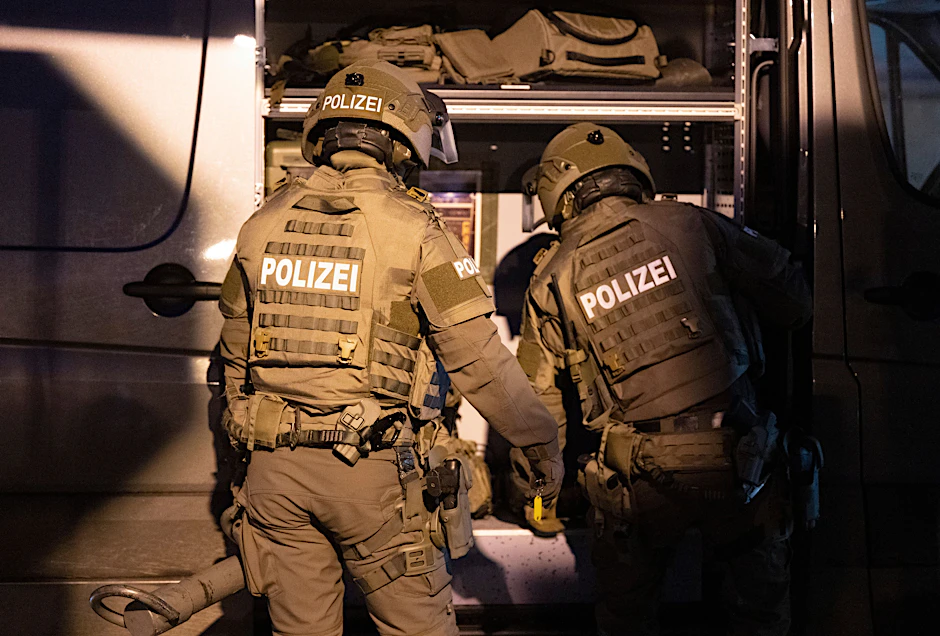 Bei dem Einsatz in Neukölln waren auch SEK-Beamte vor Ort (Symbolfoto).