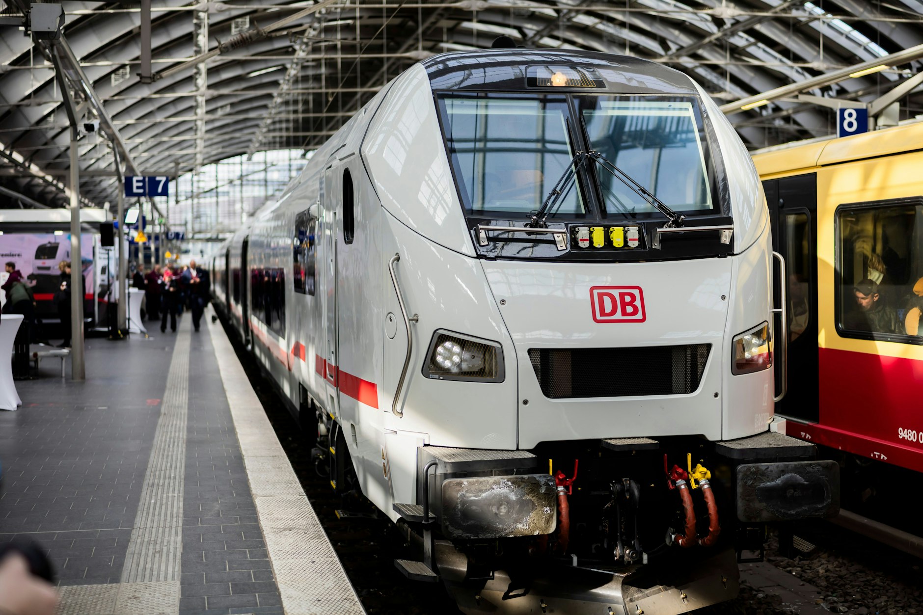 Die Deutsche Bahn hat im Fernverkehr einen neuen Rekord aufgestellt.