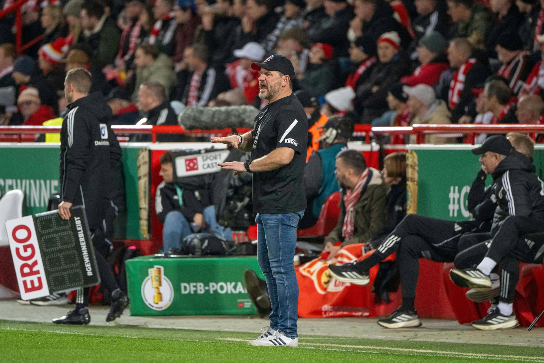 Union-Trainer Steffen Baumgart redet, wie er coacht – direkt, ehrlich, ohne Filter. Auch über seine Kindheit in der DDR.